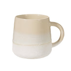 Beige krus for varme drikker