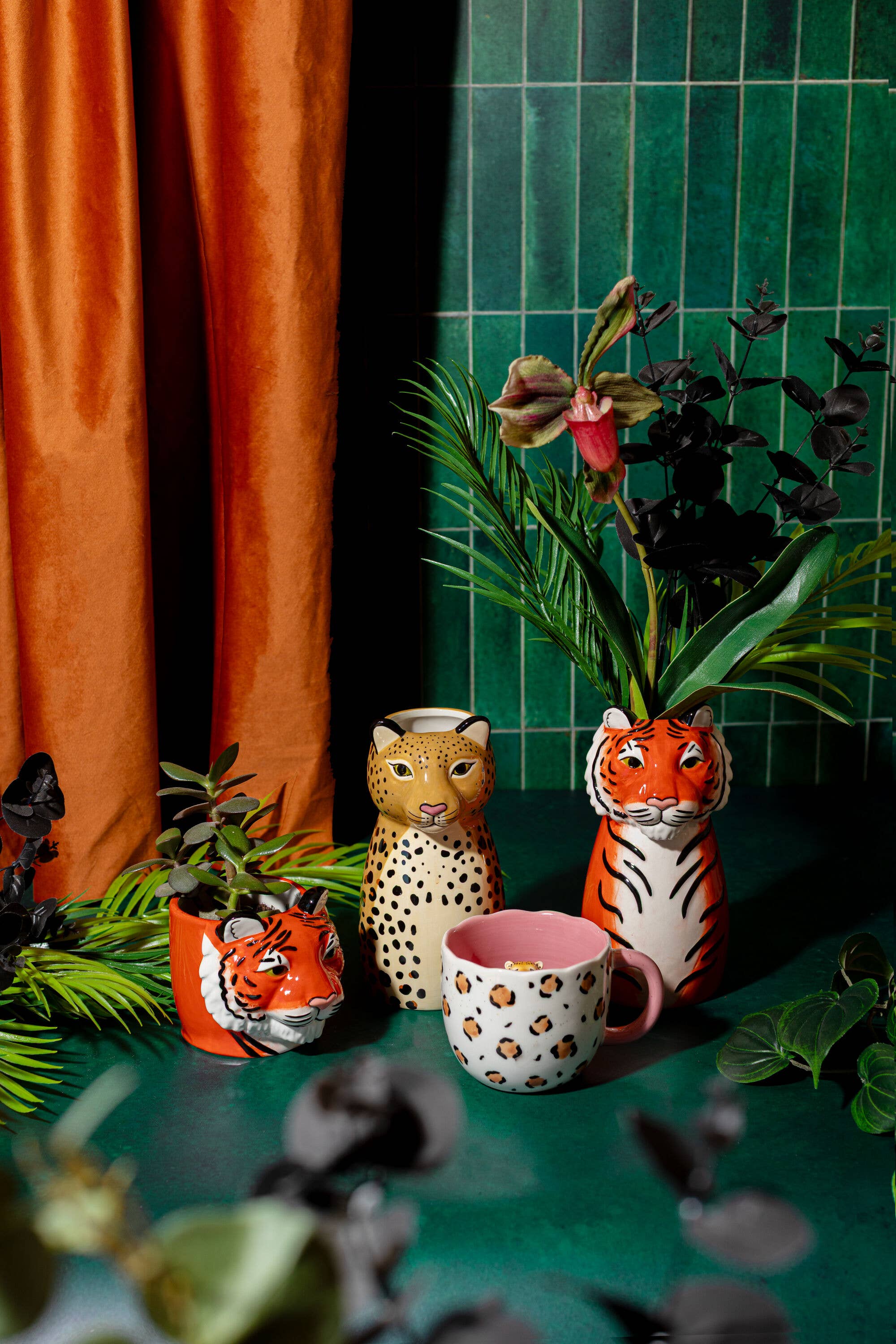 Vase, Tigerformet