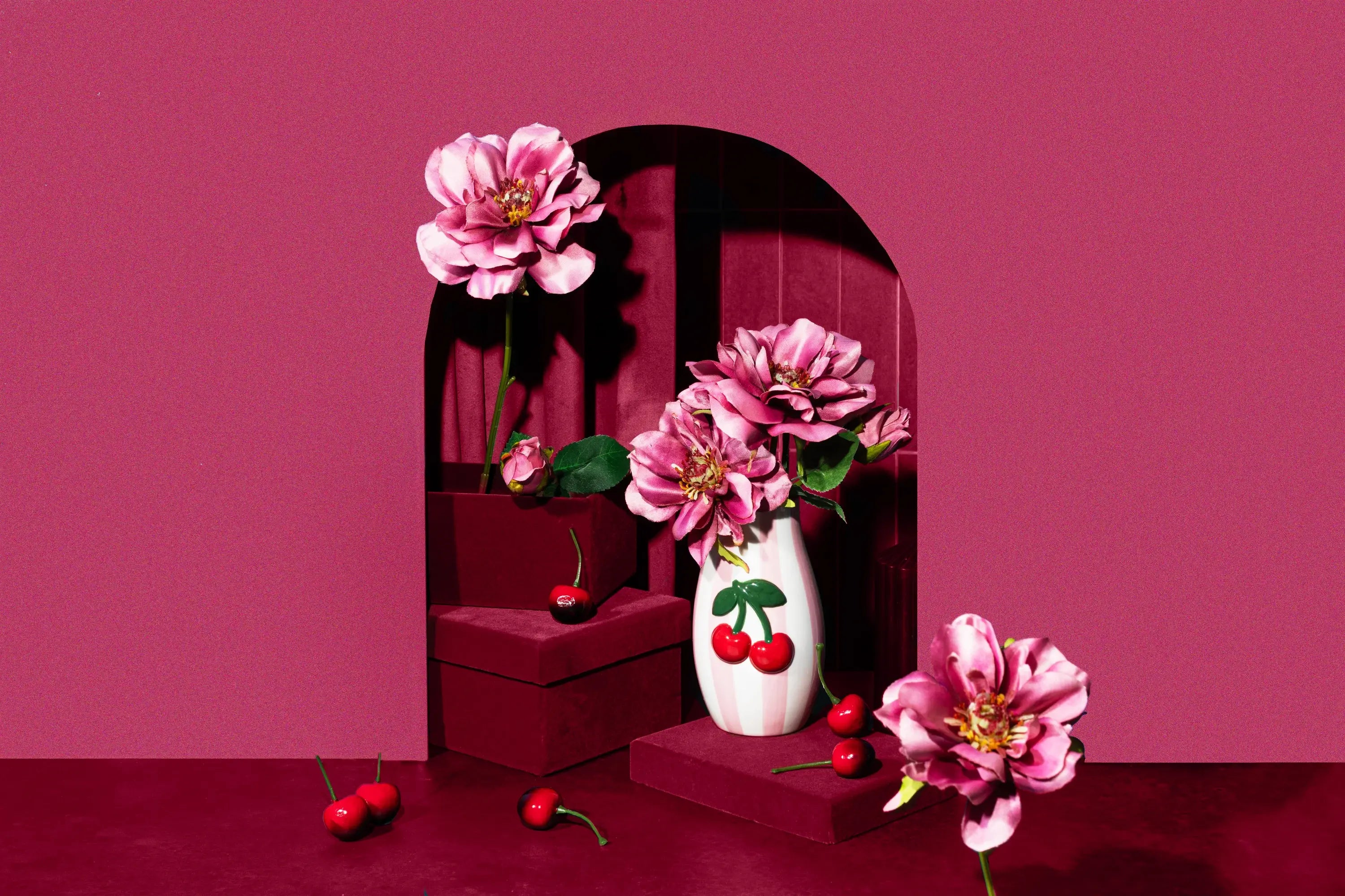 Håndlaget Cherry vase