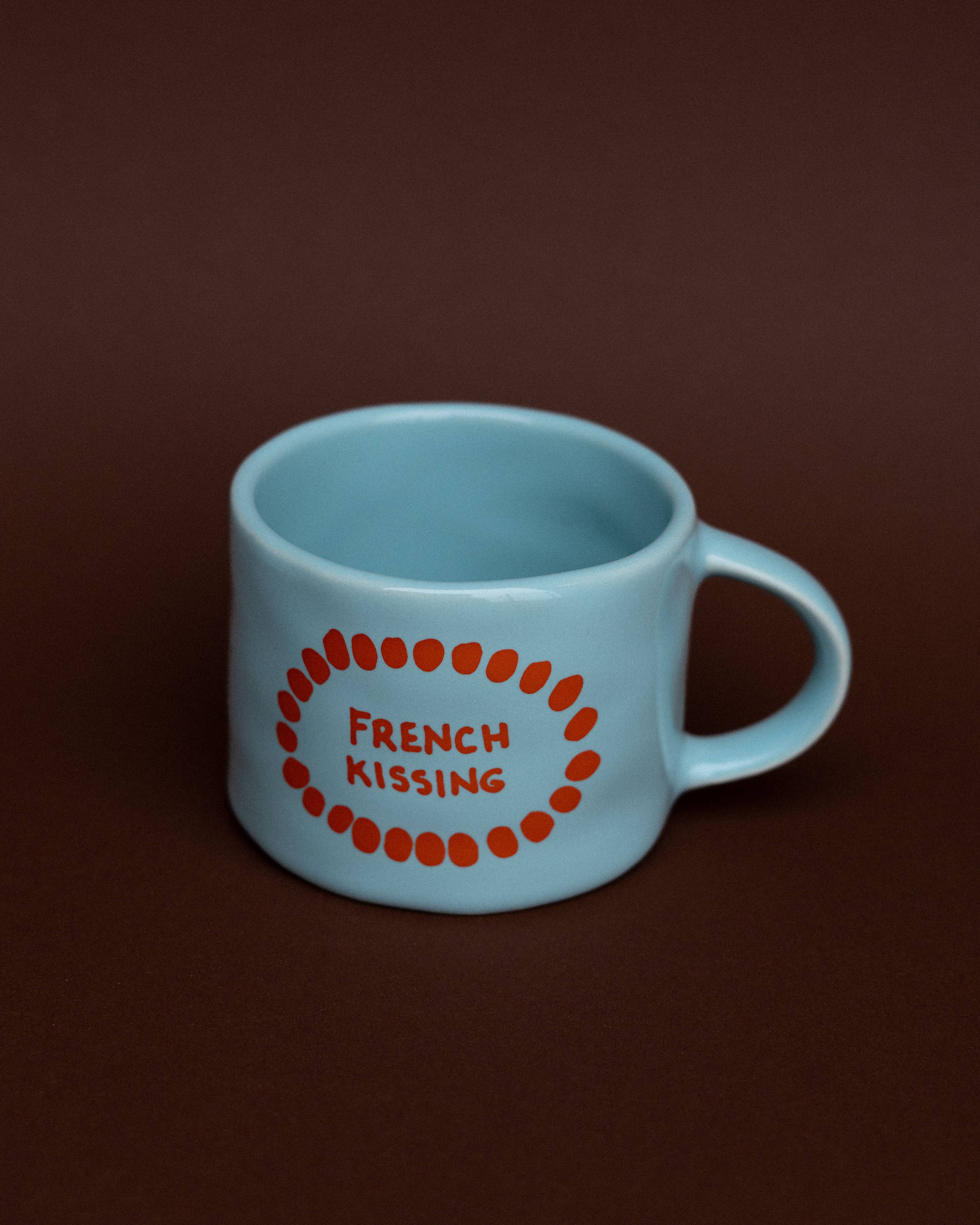 Sisi krus, French kissing